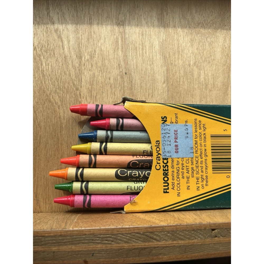 VTG Crayola Crayons '80s Fluorescent Black Light 8pk No. 8F and 6 Pack Reg.